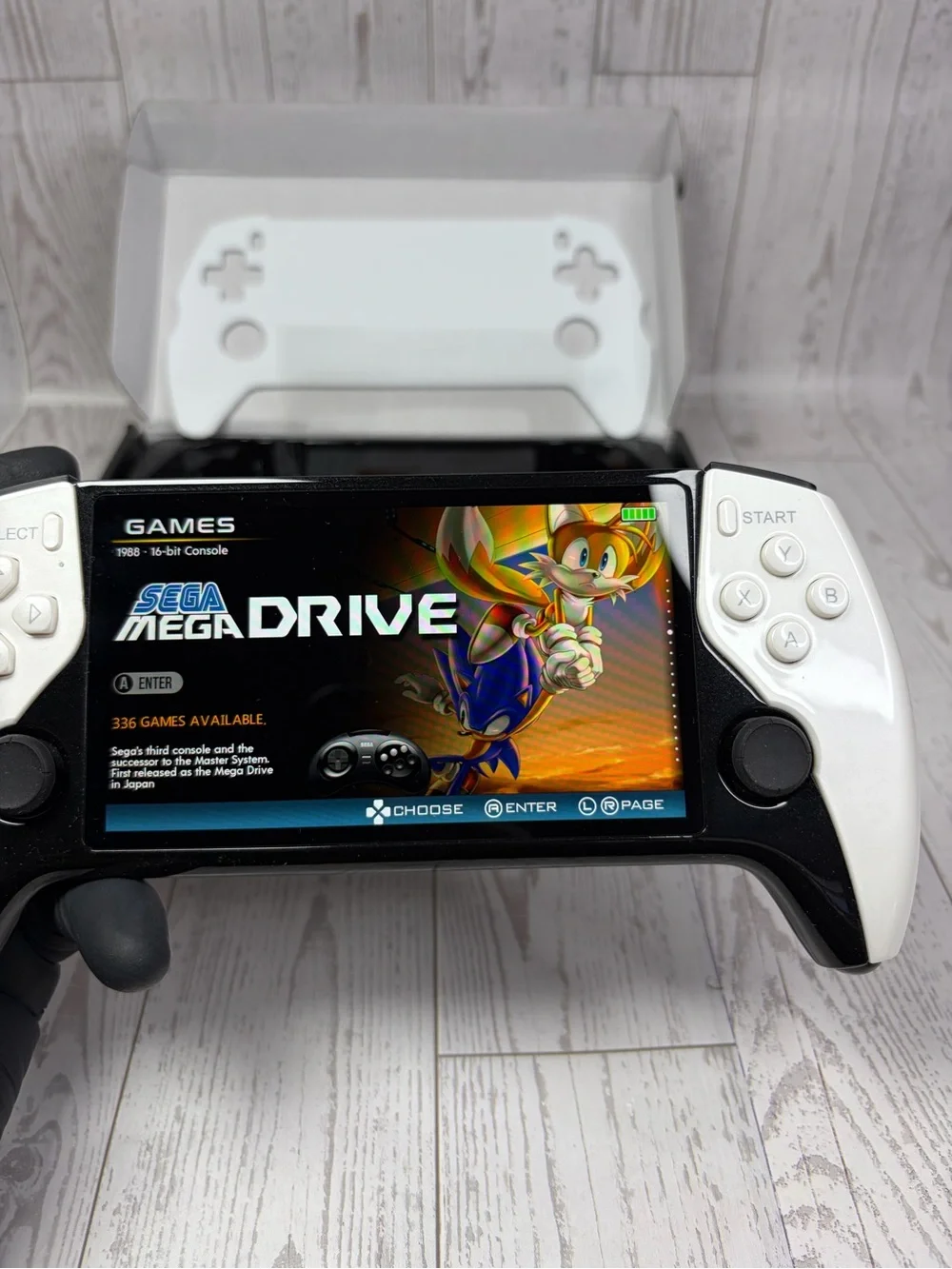 SF 3500 Handheld Game Console